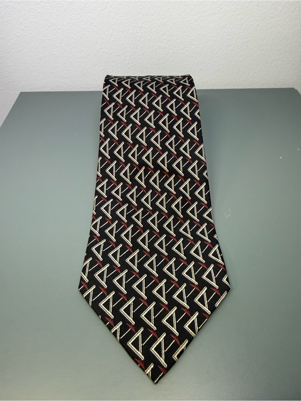 Etro Milano Vintage 100% Silk Geometric Tie Made in Italy